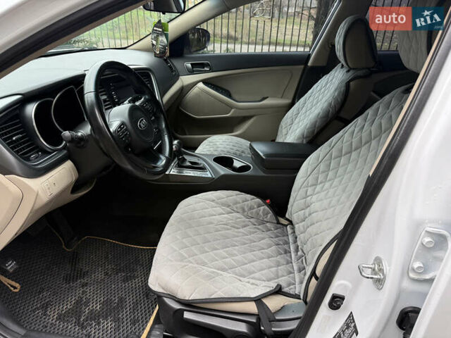 Белый Киа Оптима, объемом двигателя 2.4 л и пробегом 120 тыс. км за 8200 $, фото 4 на Automoto.ua