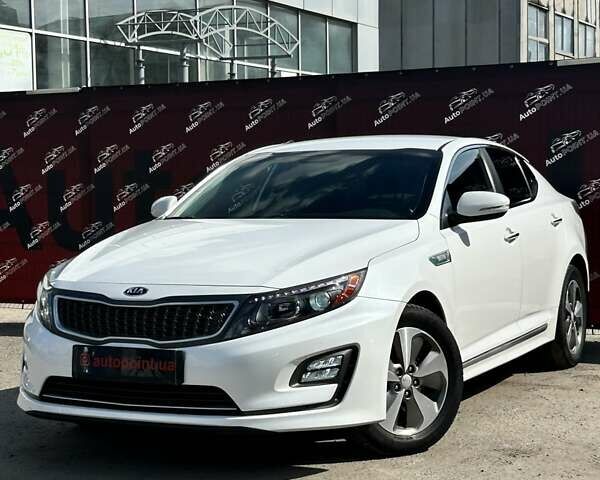Кіа Оптіма 2014 у Сумах на Automoto.ua Білий Кіа Оптіма, об'ємом двигуна 2.36 л та пробігом 179 тис. км за 10500 $, фото 2 на Automoto.ua