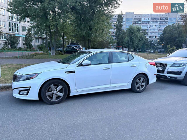 Білий Кіа Оптіма, об'ємом двигуна 2.36 л та пробігом 103 тис. км за 10200 $, фото 2 на Automoto.ua