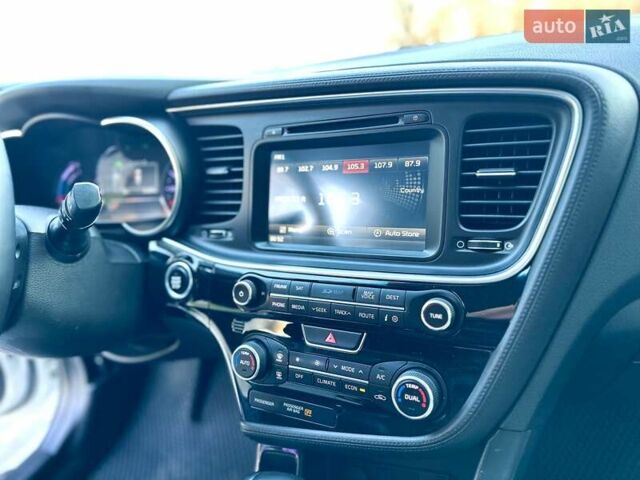 Белый Киа Оптима, объемом двигателя 2.36 л и пробегом 211 тыс. км за 9900 $, фото 61 на Automoto.ua