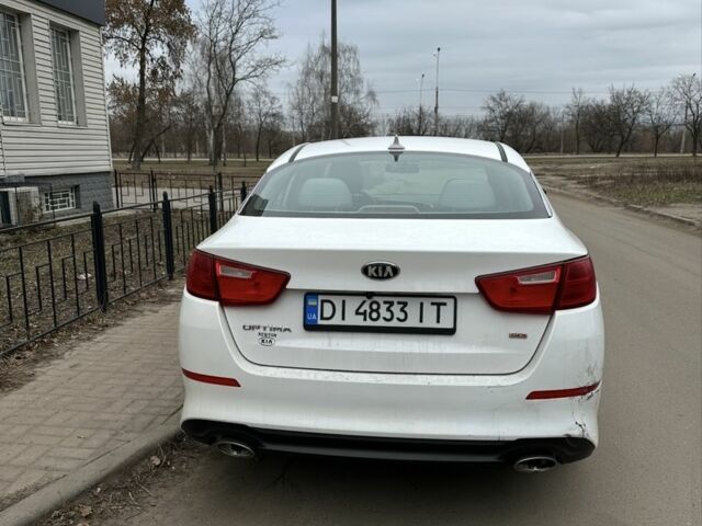 Белый Киа Оптима, объемом двигателя 2.4 л и пробегом 141 тыс. км за 10000 $, фото 6 на Automoto.ua
