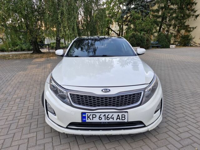 Белый Киа Оптима, объемом двигателя 2.4 л и пробегом 230 тыс. км за 8000 $, фото 1 на Automoto.ua