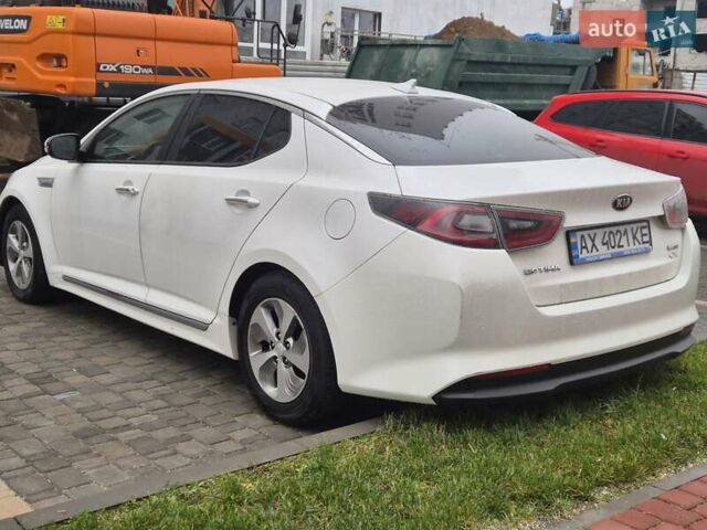 Белый Киа Оптима, объемом двигателя 2.36 л и пробегом 185 тыс. км за 6500 $, фото 7 на Automoto.ua