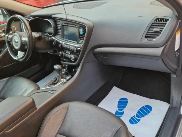 Белый Киа Оптима, объемом двигателя 2 л и пробегом 84 тыс. км за 1100 $, фото 6 на Automoto.ua