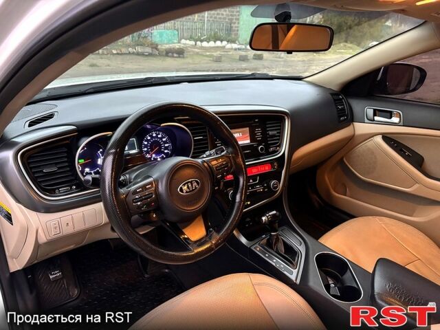 Белый Киа Оптима, объемом двигателя 2.4 л и пробегом 188 тыс. км за 8800 $, фото 11 на Automoto.ua