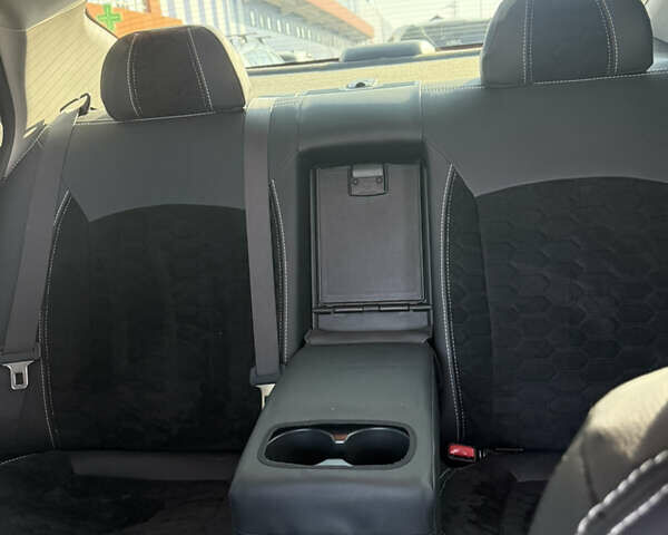Білий Кіа Оптіма, об'ємом двигуна 2.36 л та пробігом 192 тис. км за 12500 $, фото 14 на Automoto.ua