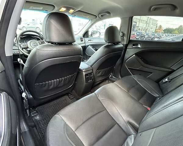 Кіа Оптіма 2014 у Сумах на Automoto.ua Білий Кіа Оптіма, об'ємом двигуна 2.36 л та пробігом 179 тис. км за 10500 $, фото 16 на Automoto.ua