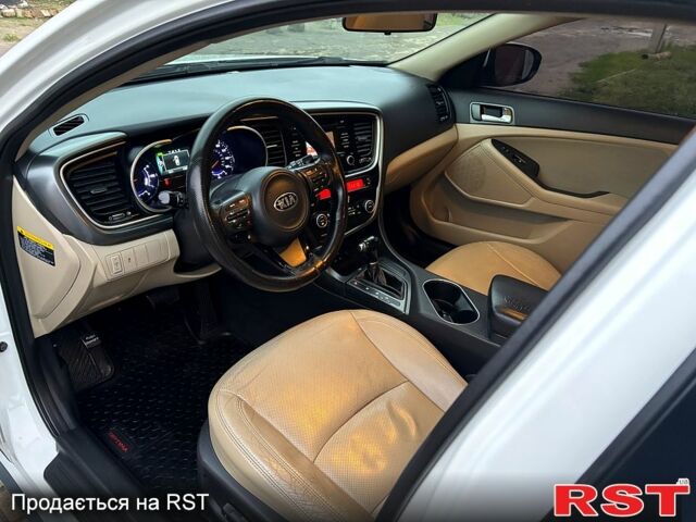 Белый Киа Оптима, объемом двигателя 2.4 л и пробегом 188 тыс. км за 8800 $, фото 10 на Automoto.ua