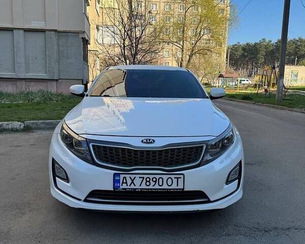 Белый Киа Оптима, объемом двигателя 2.36 л и пробегом 340 тыс. км за 9499 $, фото 8 на Automoto.ua
