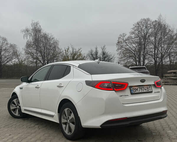 Белый Киа Оптима, объемом двигателя 2.36 л и пробегом 181 тыс. км за 9800 $, фото 3 на Automoto.ua