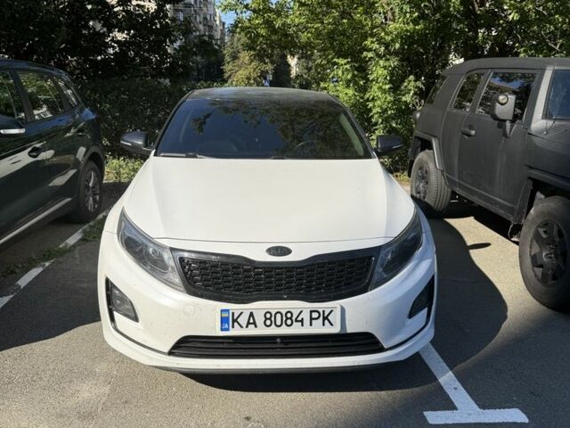 Белый Киа Оптима, объемом двигателя 2.4 л и пробегом 143 тыс. км за 12000 $, фото 10 на Automoto.ua