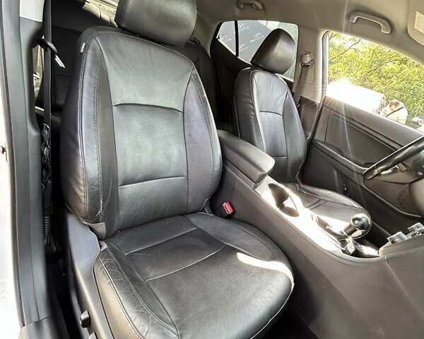 Кіа Оптіма 2014 у Сумах на Automoto.ua Білий Кіа Оптіма, об'ємом двигуна 2.36 л та пробігом 179 тис. км за 10500 $, фото 31 на Automoto.ua