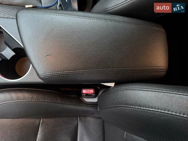 Білий Кіа Оптіма, об'ємом двигуна 2 л та пробігом 283 тис. км за 11500 $, фото 39 на Automoto.ua