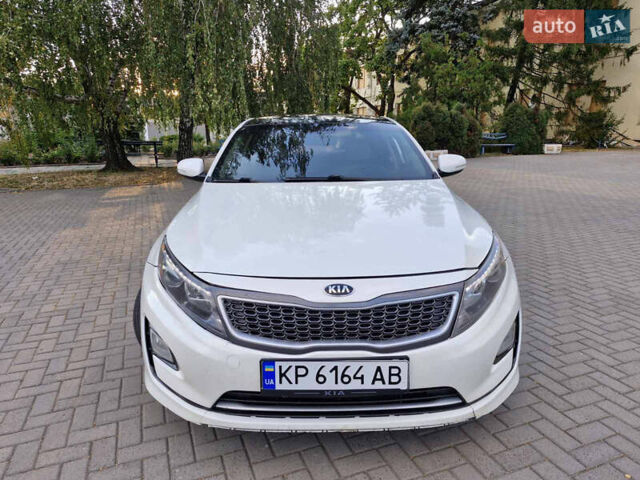Білий Кіа Оптіма, об'ємом двигуна 2.36 л та пробігом 220 тис. км за 8600 $, фото 2 на Automoto.ua