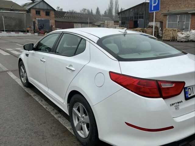 Белый Киа Оптима, объемом двигателя 2.4 л и пробегом 141 тыс. км за 10000 $, фото 3 на Automoto.ua