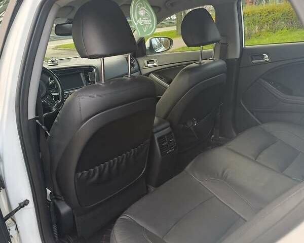 Белый Киа Оптима, объемом двигателя 2.36 л и пробегом 258 тыс. км за 10300 $, фото 41 на Automoto.ua