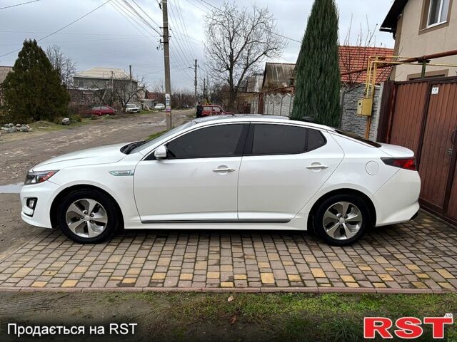Белый Киа Оптима, объемом двигателя 2.4 л и пробегом 188 тыс. км за 8800 $, фото 2 на Automoto.ua