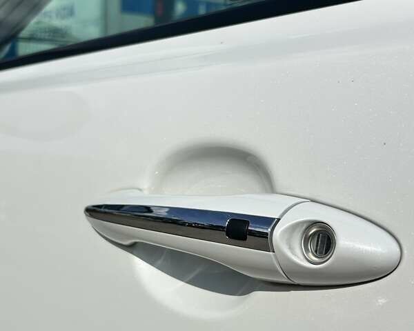 Кіа Оптіма 2014 у Сумах на Automoto.ua Білий Кіа Оптіма, об'ємом двигуна 2.36 л та пробігом 179 тис. км за 10500 $, фото 5 на Automoto.ua