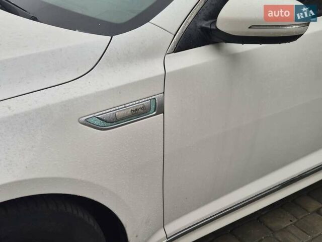 Белый Киа Оптима, объемом двигателя 2.36 л и пробегом 185 тыс. км за 6500 $, фото 15 на Automoto.ua