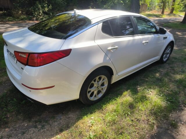 Білий Кіа Оптіма, об'ємом двигуна 0 л та пробігом 93 тис. км за 9500 $, фото 8 на Automoto.ua