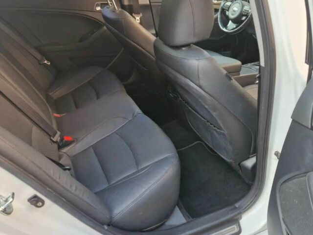 Белый Киа Оптима, объемом двигателя 2 л и пробегом 84 тыс. км за 1100 $, фото 8 на Automoto.ua