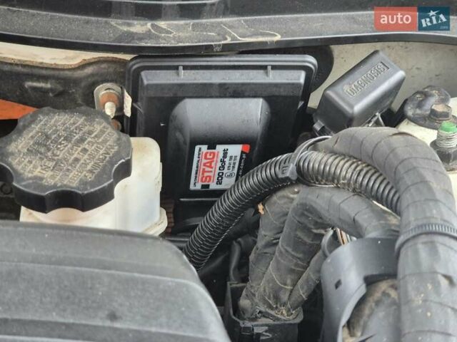 Белый Киа Оптима, объемом двигателя 2.36 л и пробегом 185 тыс. км за 6500 $, фото 16 на Automoto.ua