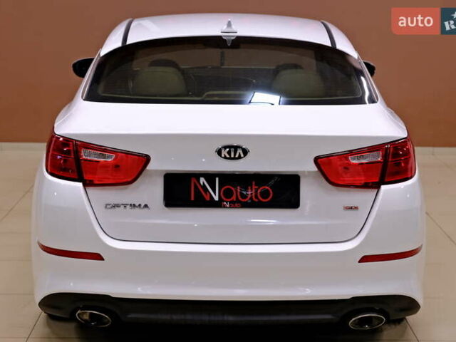 Білий Кіа Оптіма, об'ємом двигуна 2.4 л та пробігом 117 тис. км за 8900 $, фото 13 на Automoto.ua