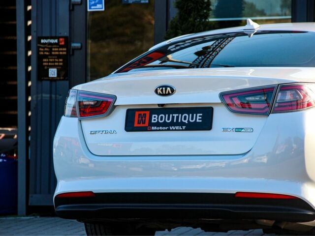 Киа Оптима 2014 в Одессе на Automoto.ua Белый Киа Оптима, объемом двигателя 2.4 л и пробегом 192 тыс. км за 11900 $, фото 8 на Automoto.ua