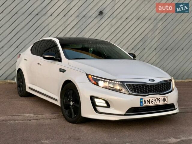 Білий Кіа Оптіма, об'ємом двигуна 2.4 л та пробігом 178 тис. км за 10600 $, фото 31 на Automoto.ua