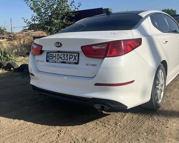 Білий Кіа Оптіма, об'ємом двигуна 2.4 л та пробігом 130 тис. км за 9000 $, фото 2 на Automoto.ua