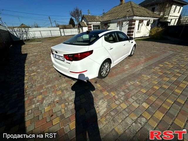 Білий Кіа Оптіма, об'ємом двигуна 2.4 л та пробігом 142 тис. км за 10300 $, фото 8 на Automoto.ua