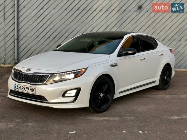 Білий Кіа Оптіма, об'ємом двигуна 2.4 л та пробігом 178 тис. км за 10600 $, фото 3 на Automoto.ua