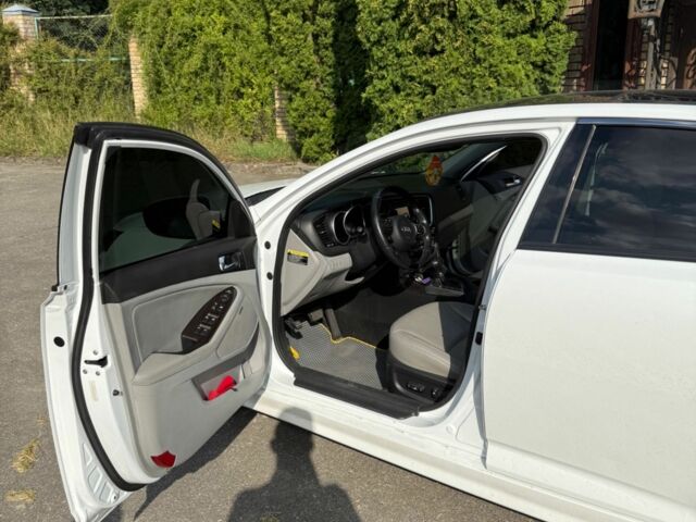 Кіа Оптіма 2014 у Василькове на Automoto.ua Білий Кіа Оптіма, об'ємом двигуна 2.4 л та пробігом 115 тис. км за 7300 $, фото 11 на Automoto.ua