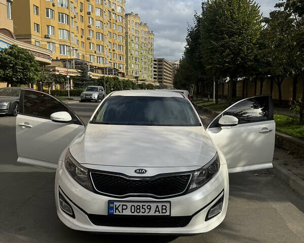 Белый Киа Оптима, объемом двигателя 2.4 л и пробегом 150 тыс. км за 9400 $, фото 1 на Automoto.ua