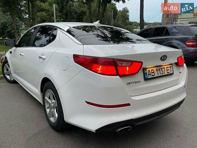 Білий Кіа Оптіма, об'ємом двигуна 2.4 л та пробігом 142 тис. км за 10800 $, фото 8 на Automoto.ua