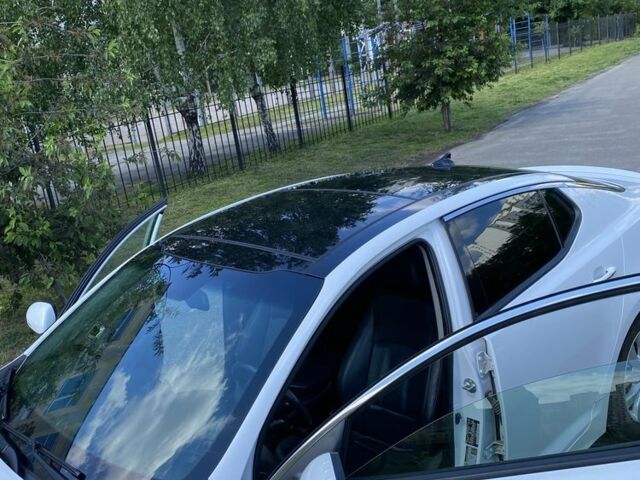 Киа Оптима 2015 в Киеве на Automoto.ua Белый Киа Оптима, объемом двигателя 2.4 л и пробегом 95 тыс. км за 10999 $, фото 5 на Automoto.ua