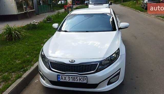 Белый Киа Оптима, объемом двигателя 2.4 л и пробегом 147 тыс. км за 10200 $, фото 11 на Automoto.ua