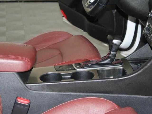 Белый Киа Оптима, объемом двигателя 2 л и пробегом 66 тыс. км за 10500 $, фото 19 на Automoto.ua