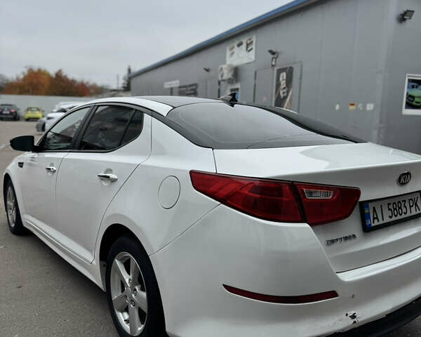 Білий Кіа Оптіма, об'ємом двигуна 2.36 л та пробігом 270 тис. км за 7000 $, фото 5 на Automoto.ua