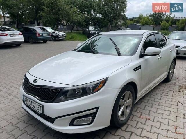 Білий Кіа Оптіма, об'ємом двигуна 2.4 л та пробігом 142 тис. км за 10800 $, фото 1 на Automoto.ua