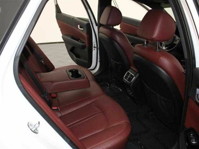 Белый Киа Оптима, объемом двигателя 2 л и пробегом 66 тыс. км за 10500 $, фото 20 на Automoto.ua