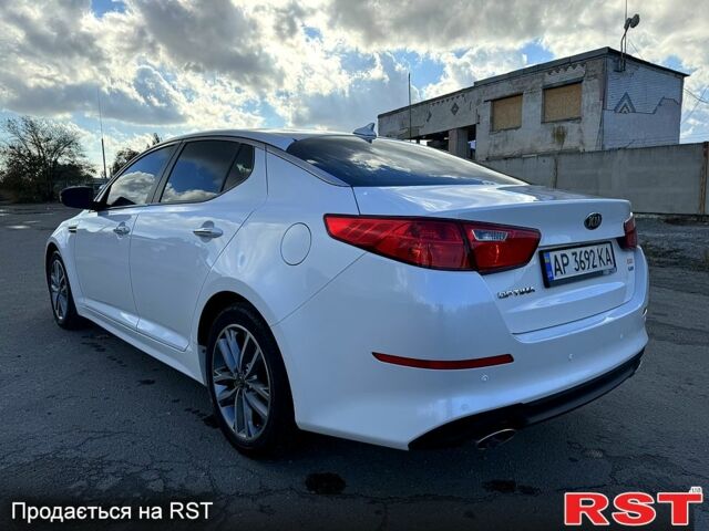 Білий Кіа Оптіма, об'ємом двигуна 2.4 л та пробігом 116 тис. км за 9300 $, фото 6 на Automoto.ua