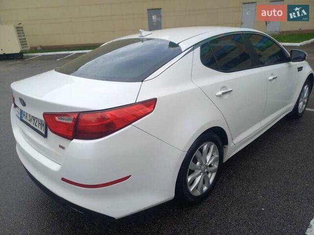 Киа Оптима 2015 в Харькове на Automoto.ua Белый Киа Оптима, объемом двигателя 2.4 л и пробегом 120 тыс. км за 7300 $, фото 1 на Automoto.ua