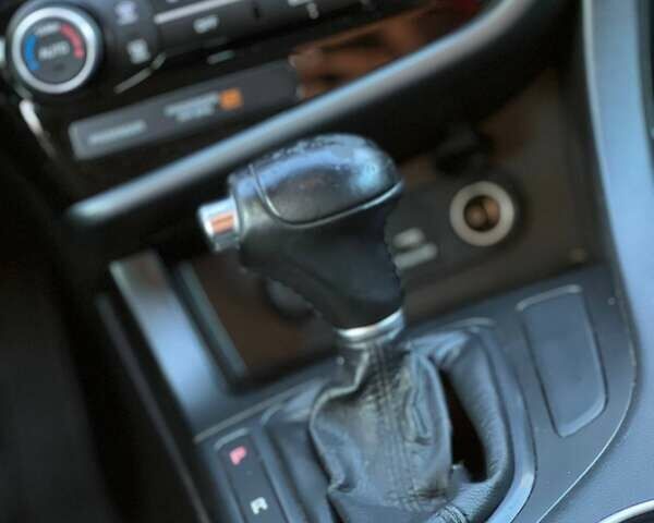 Кіа Оптіма 2015 у Одесі на Automoto.ua Білий Кіа Оптіма, об'ємом двигуна 2.36 л та пробігом 298 тис. км за 9500 $, фото 21 на Automoto.ua
