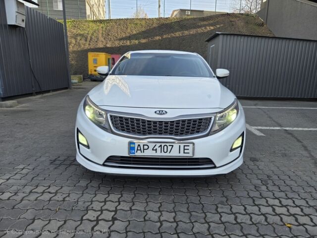 Білий Кіа Оптіма, об'ємом двигуна 2.4 л та пробігом 185 тис. км за 8400 $, фото 3 на Automoto.ua