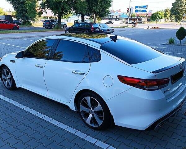 Белый Киа Оптима, объемом двигателя 2 л и пробегом 181 тыс. км за 9500 $, фото 44 на Automoto.ua