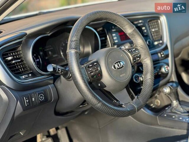Кіа Оптіма 2015 у Одесі на Automoto.ua Білий Кіа Оптіма, об'ємом двигуна 2.36 л та пробігом 298 тис. км за 9500 $, фото 16 на Automoto.ua