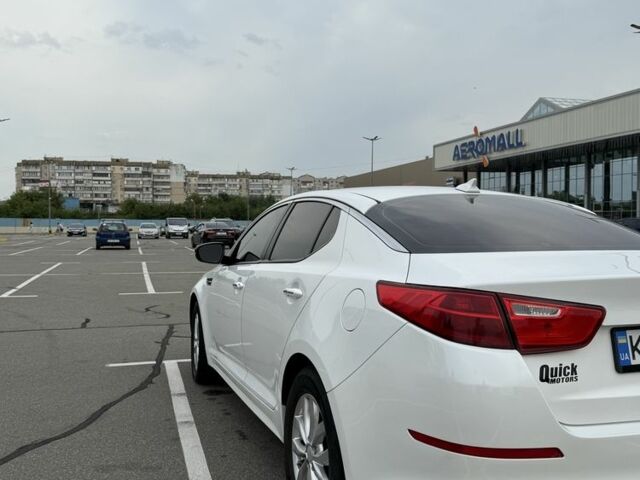 Белый Киа Оптима, объемом двигателя 2.4 л и пробегом 150 тыс. км за 9500 $, фото 4 на Automoto.ua