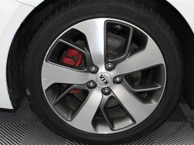 Белый Киа Оптима, объемом двигателя 2 л и пробегом 66 тыс. км за 10500 $, фото 8 на Automoto.ua