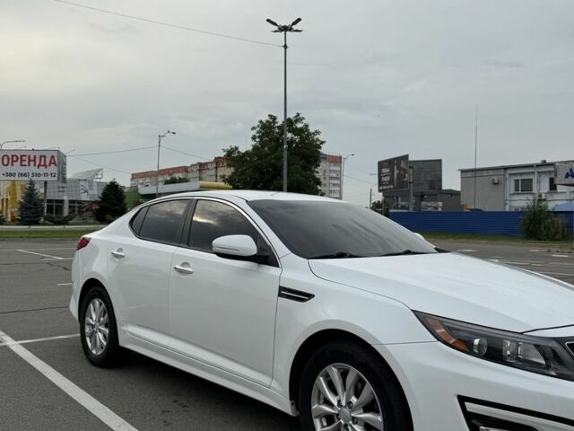 Белый Киа Оптима, объемом двигателя 2.4 л и пробегом 150 тыс. км за 9500 $, фото 8 на Automoto.ua